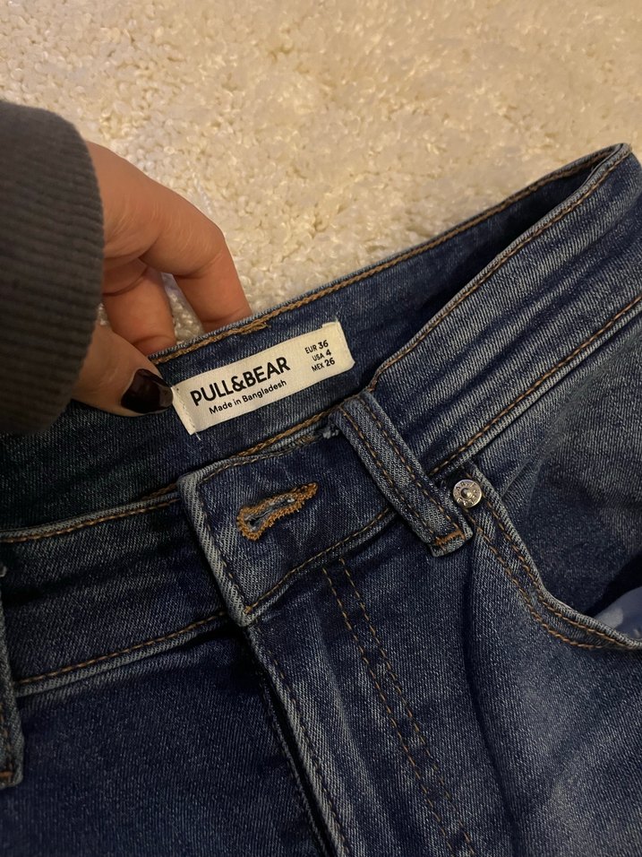 Pull and bear Kadın Mavi Denim Normal Boy Bol Kesim şort - Görsel 3