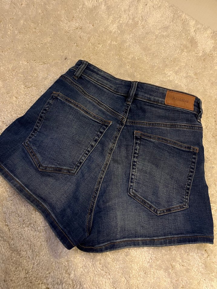Pull and bear Kadın Mavi Denim Normal Boy Bol Kesim şort - Görsel 2