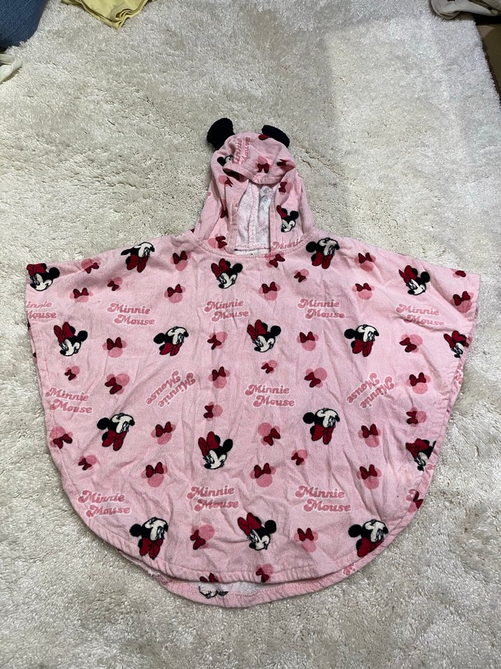LCW Minnie Mouse Kapüşonlu Kız Panço - Görsel 5