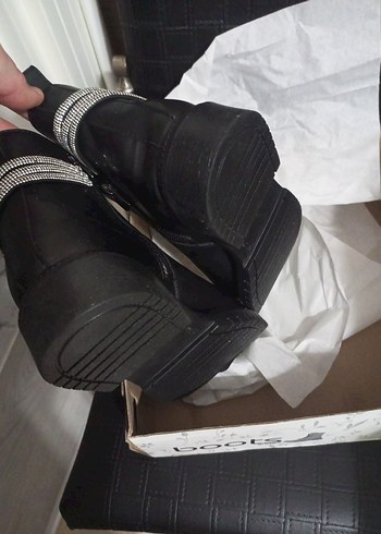 Siyah Deri Kadın Biker Botu 39 numara - Görsel 3