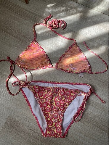 Payetli bikini takımı