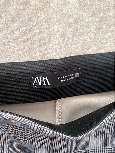 Zara Kareli pantolon