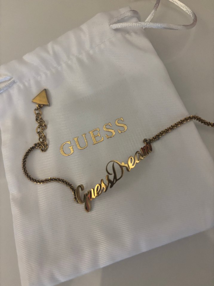 GUESS Zincir Detaylı Altın Renk Bileklik - Görsel 4