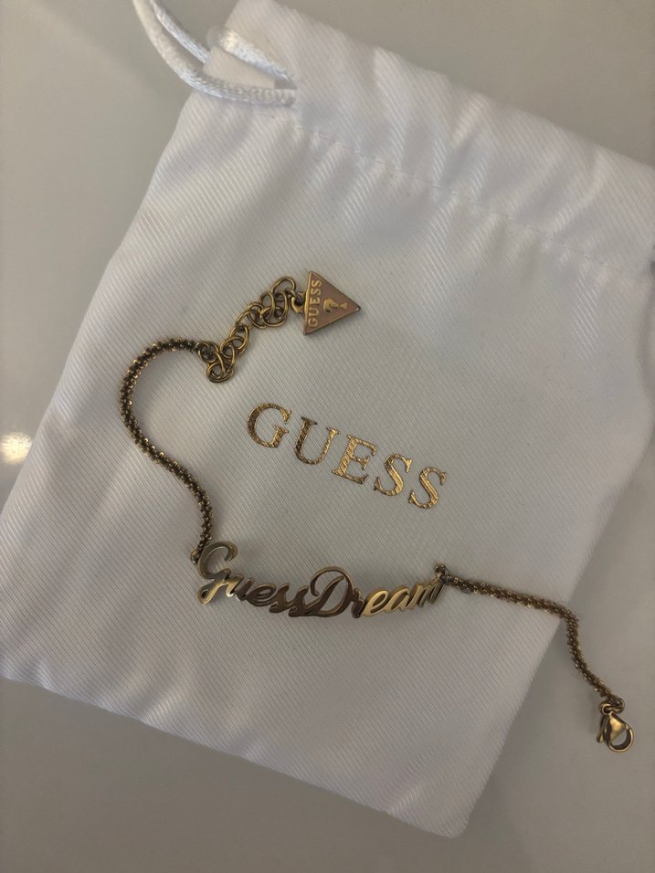 GUESS Zincir Detaylı Altın Renk Bileklik - Görsel 3