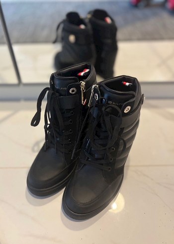 Tommy Dolgu Topuklu Kadın Spor bot - Görsel 4