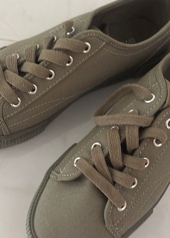 H&M spor ayakkabı - Görsel 2