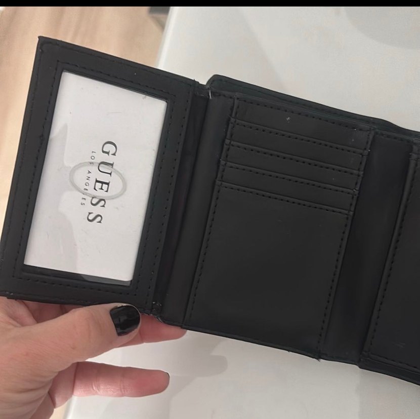 GUESS Siyah Deri Kadın Cüzdan - Görsel 4