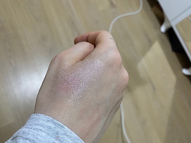 Beden Maybelline aydınlatıcı