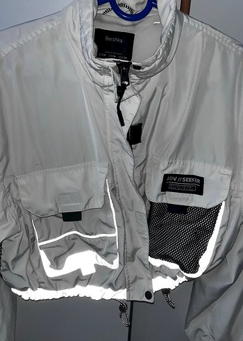 Düğmeli Beyaz Mini Streetwear Kadın Ceket - Görsel 2