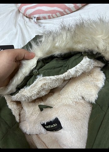 Kürk Detaylı Yeşil Kadın Kışlık Mont - Görsel 3