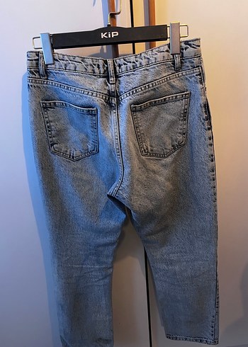 Kadın Mavi Yırtık Bol Kesim Midi Denim Pantolon - Görsel 3