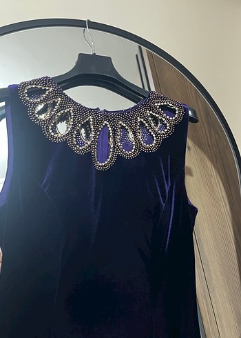 Mor İşlemeli Boncuklu Uzun Abiye Elbise - Görsel 2