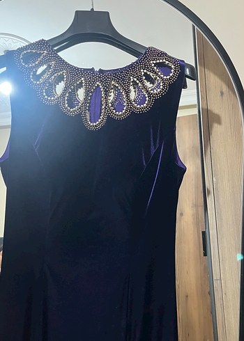 Mor İşlemeli Boncuklu Uzun Abiye Elbise - Görsel 3