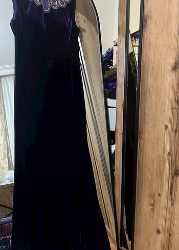 Mor İşlemeli Boncuklu Uzun Abiye Elbise - Görsel 5