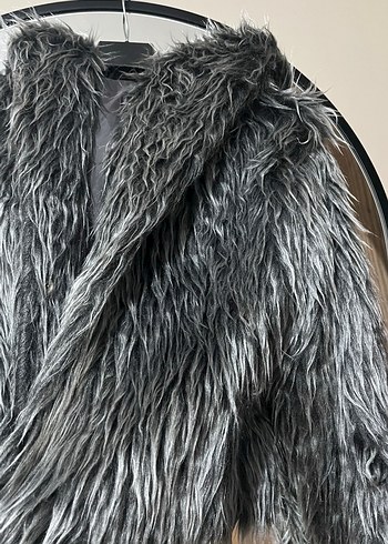 Gri V Yaka Uzun Kadın Suni Kürk - Görsel 5