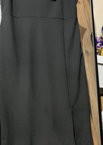 Siyah Uzun Kolsuz Elbise - Görsel 4