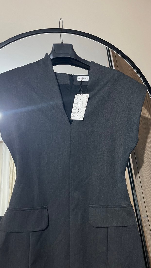 V Yaka mini Kadın elbise - Görsel 2