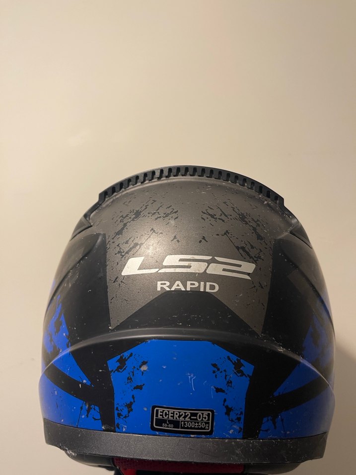 Kilitli Mavi Desenli Motosiklet Kaskı - Görsel 2