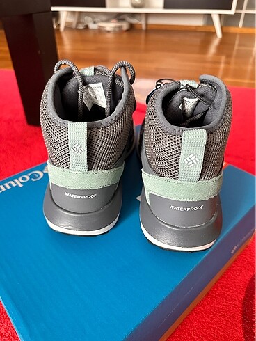 41 NUMARA COLUMBİA WATERPROOF BOT. SIFIR, ORJ VE KUTUSUYLA - Görsel 5