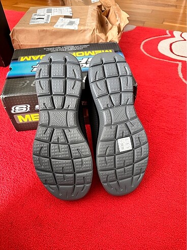 45 NUMARA SKECHERS SPOR AYAKKABI. SIFIR, ORJİNAL VE KUTUSUYLA - Görsel 10