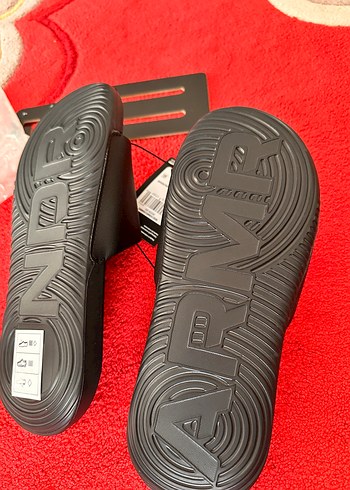 40 Beden siyah Renk 40 NUMARA Erkek UA Ignite Select Terlik. SIFIR, ORJ