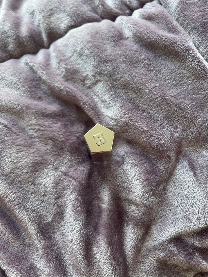 Fenty beauty hot chocolit lip gloss - Görsel 4