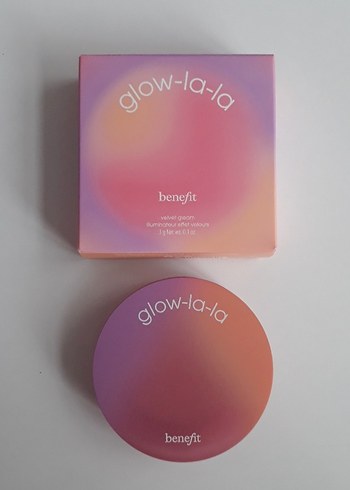 BENEFIT COSMETICS Glow-la-la - Pudra Aydınlatıcı