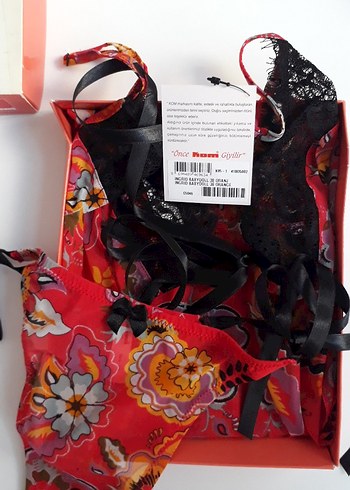 Kom Kırmızı Çiçekli Bohem Mini Babydoll