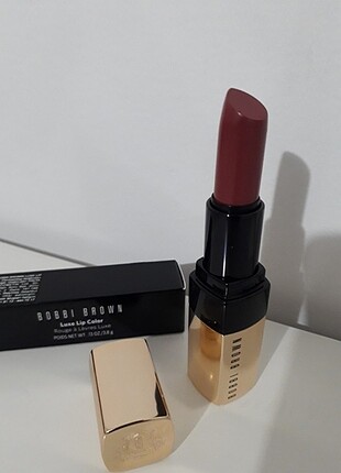  Beden Bobbi Brown ruj