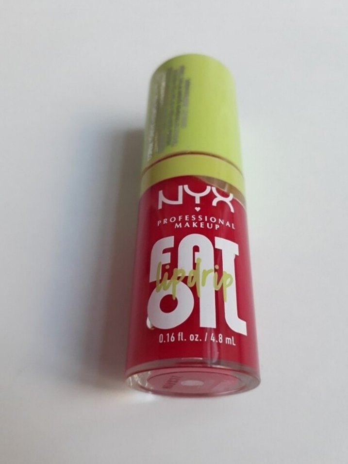 NYX Parlak Kırmızı Lip Gloss - Görsel 3