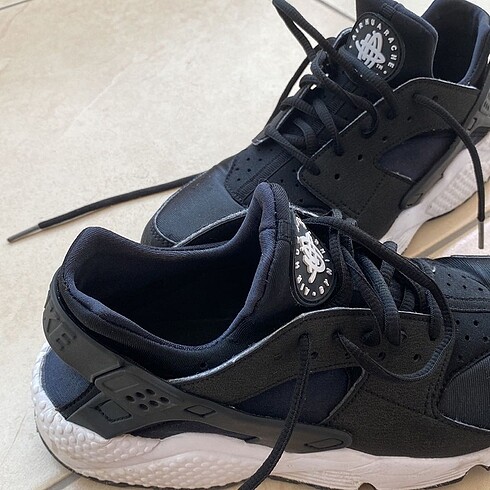 Nike Air spor ayakkabı