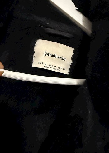 m Beden siyah Renk Stradivarius Siyah Süet Kürk Detaylı mont