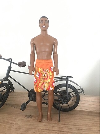 Siyahi Barbie Ken