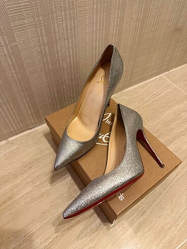 Christian Louboutin Stiletto