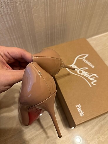 40,5 Beden Christian Louboutin Stiletto