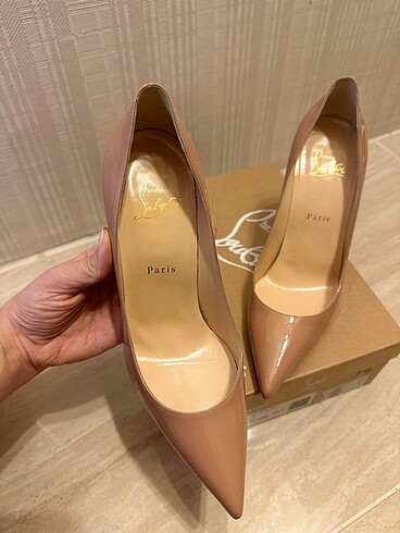 40,5 Beden ten rengi Renk Christian Louboutin Stiletto