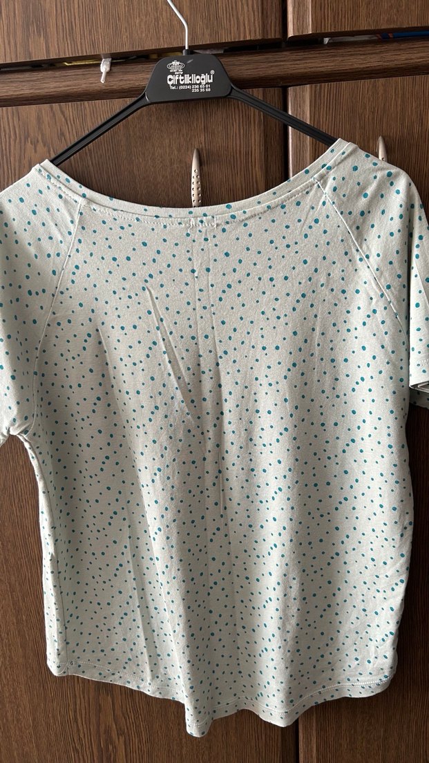 Gri Beyaz Pamuklu Hamile Tişörtü - Görsel 2