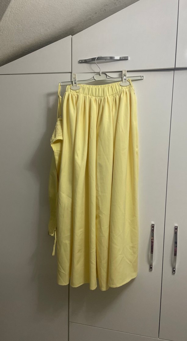 Sarı Midi Etekli takım - Görsel 2