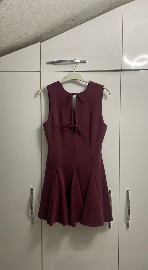 Bordo fiyonklu elbise zara - Görsel 2