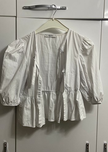 Düğmeli Kısa Kollu Beyaz Keten Gömlek - Görsel 2