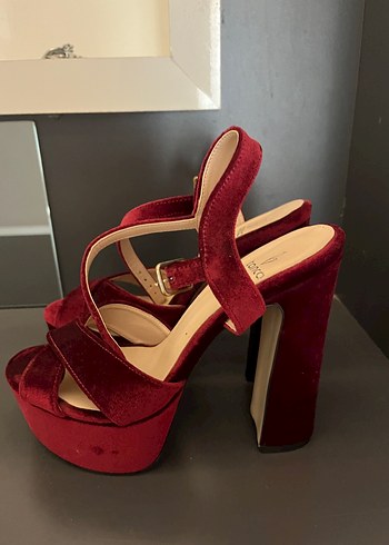 Kemal Tanca Bordo Süet Platform Topuklu Kadın Ayakkabı