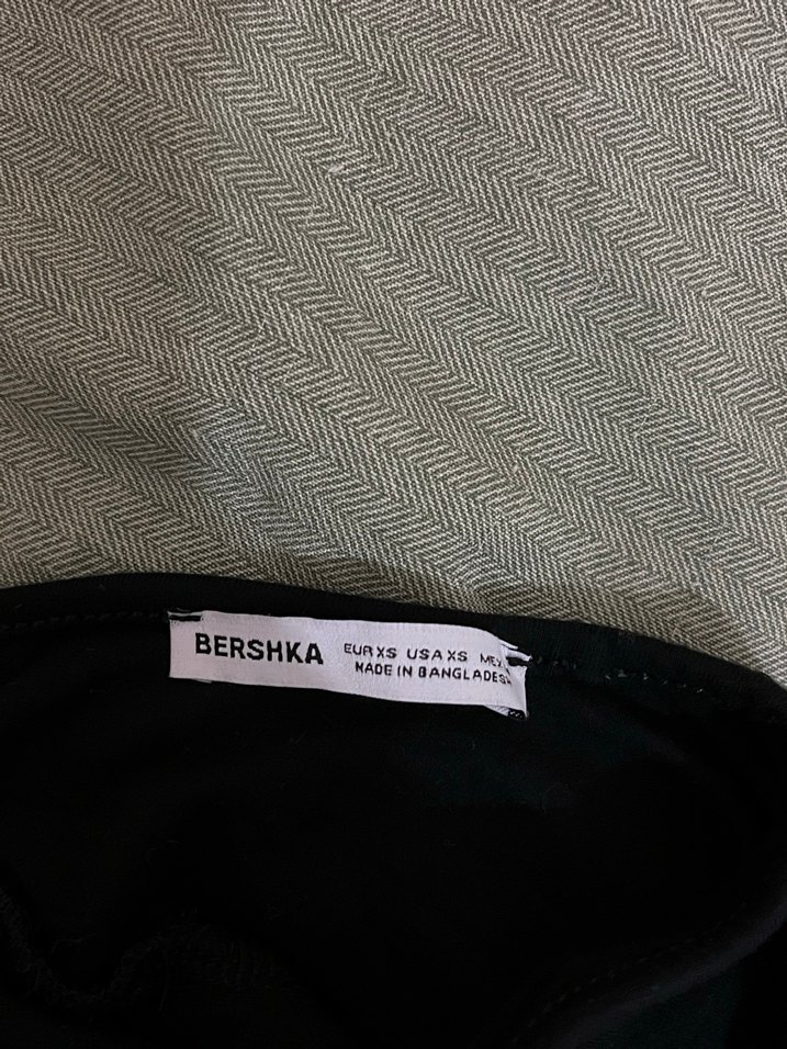 Bershka siyah mini elbise - Görsel 2