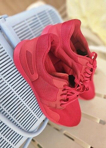 41 Beden Kırmızı yazlık sneaker