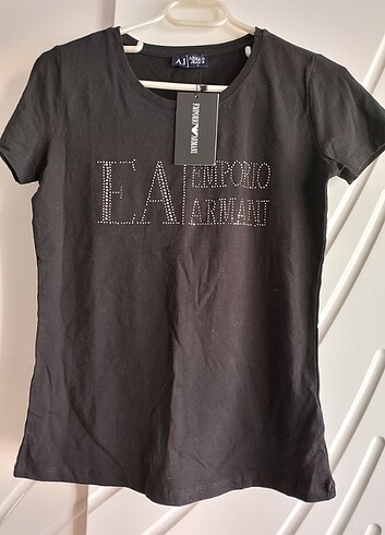 Armani Tshirt 