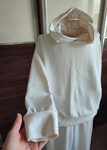 Beyaz Rahat Kesim Kadın Takım - Görsel 3