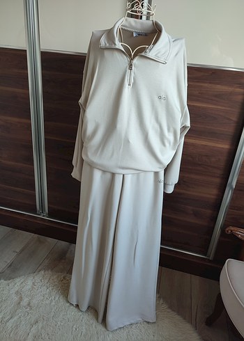 Bej Yarım Fermuarlı Kadın Eşofman Takımı - Görsel 2