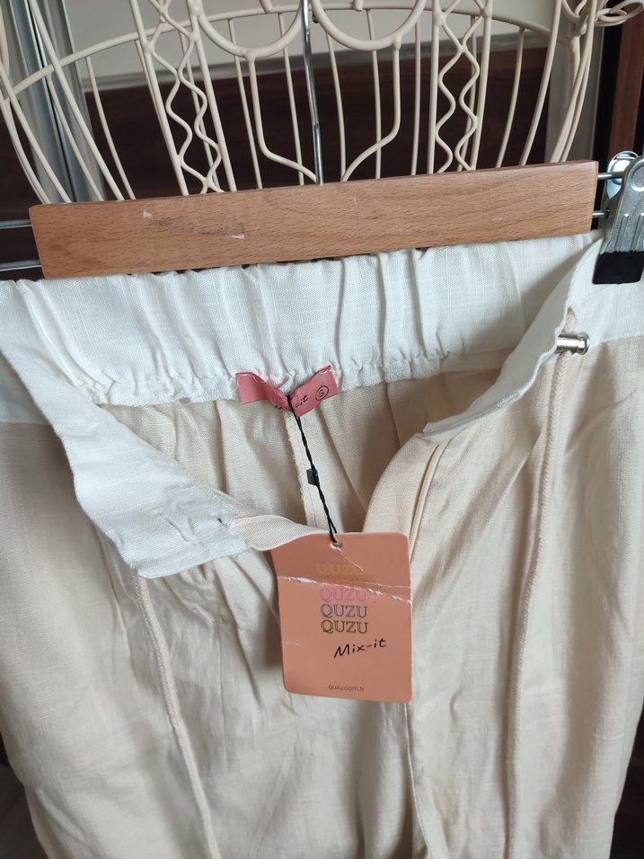 Bej Keten Bol Kesim Kemerli Kadın Pantolon - Görsel 4