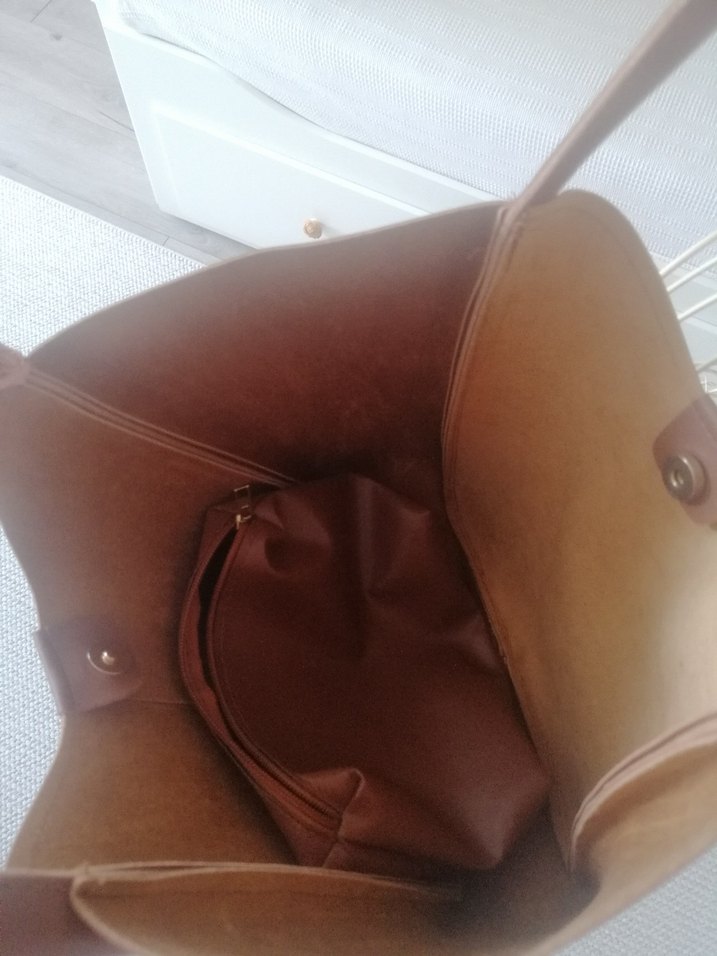 Kahverengi Deri Kadın El Çantası - Görsel 2