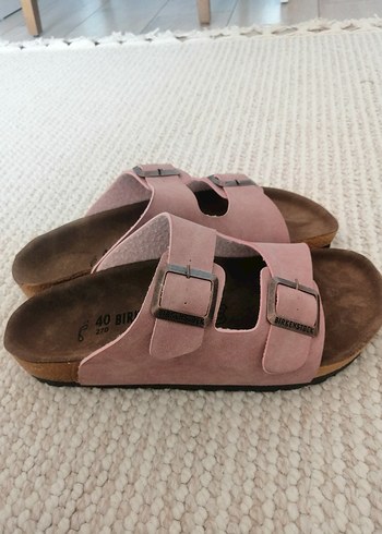 Birkenstock Kadın Pembe Süet Tokalı Terlik