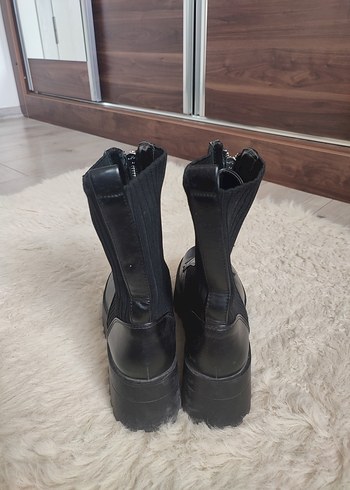 Zara Deri Fermuarlı Platform Topuklu Gotik Botlar - Görsel 5